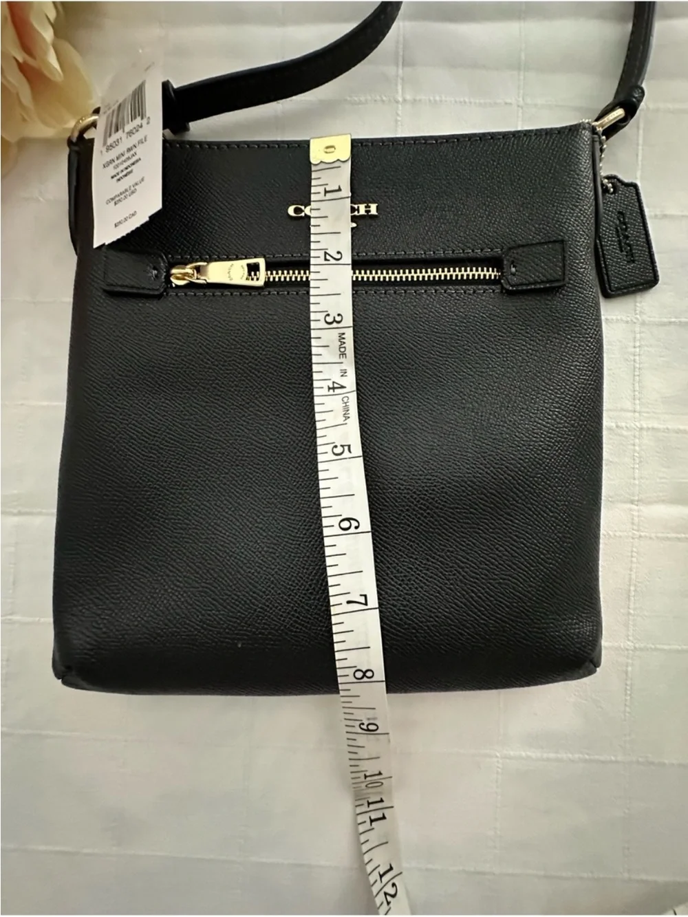 Coach Black Pebbled Leather Crossbody with Gold Hardware - Picture 4 of 9